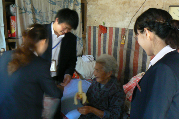 文明民博在行动，温暖老人在“重阳”(图4)