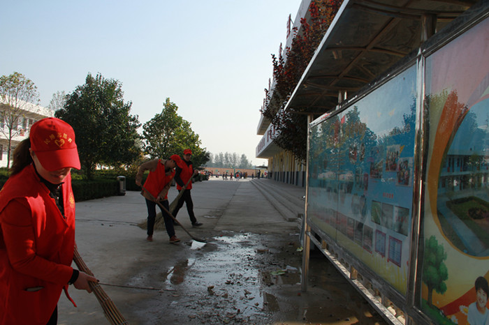 安阳民俗博物馆开展农村结对帮扶活动(图3) 安阳民俗博物馆开展农村结对帮扶活动(图3)