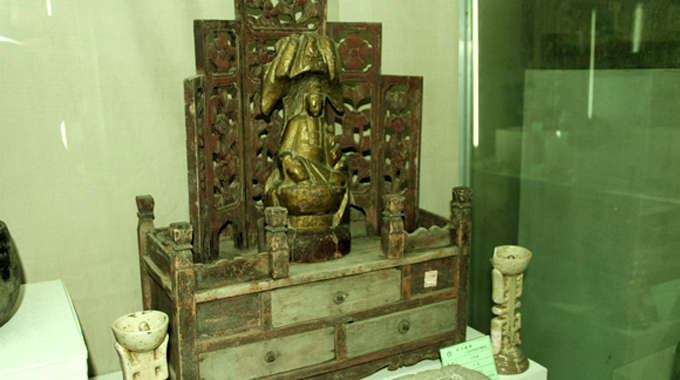 《岁月如歌——百年民俗文物陈列》