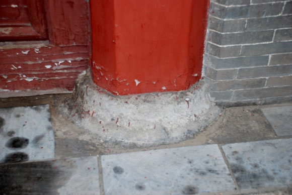 17-府城隍庙拜殿石柱柱础