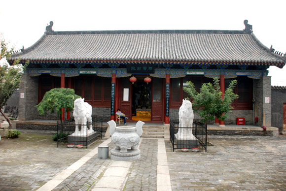 22-府城隍庙寝殿正面