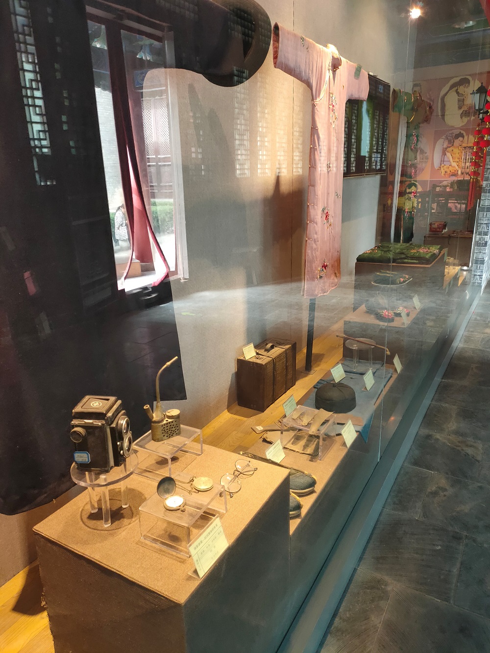 《锦“裳”添花——民国服饰印象展》